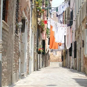 Veneziacentopercento Penzion Benátky