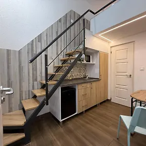 Km33 - - Hostaid Apartmán Budapešť