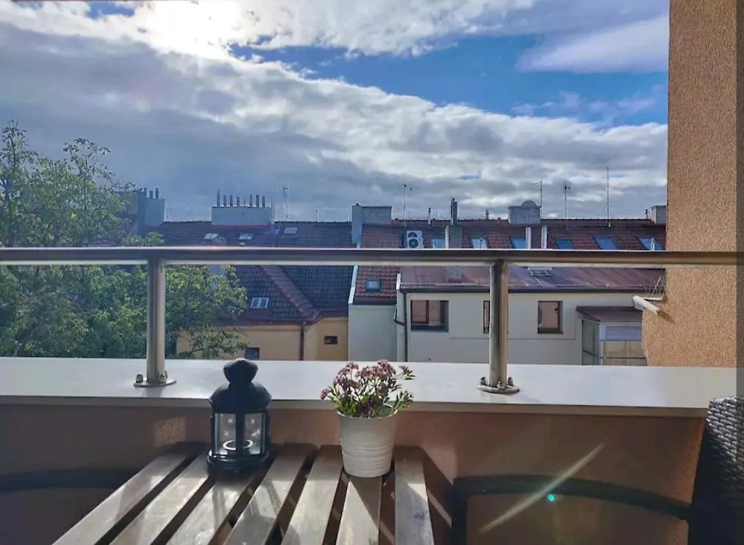 Cozy Rooftop With Balcony Praha Česká republika