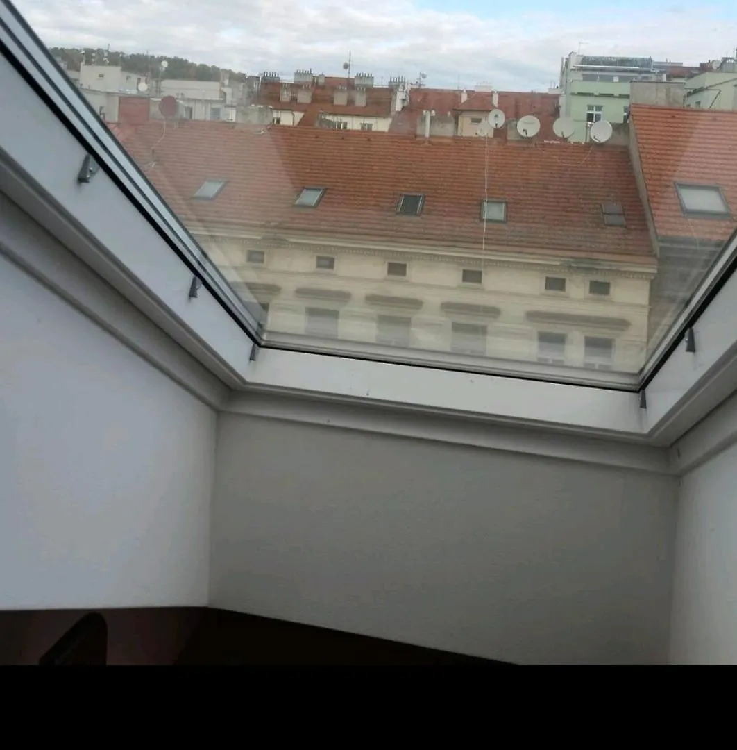 Apartmán Cozy Rooftop With Balcony Praha Česká republika